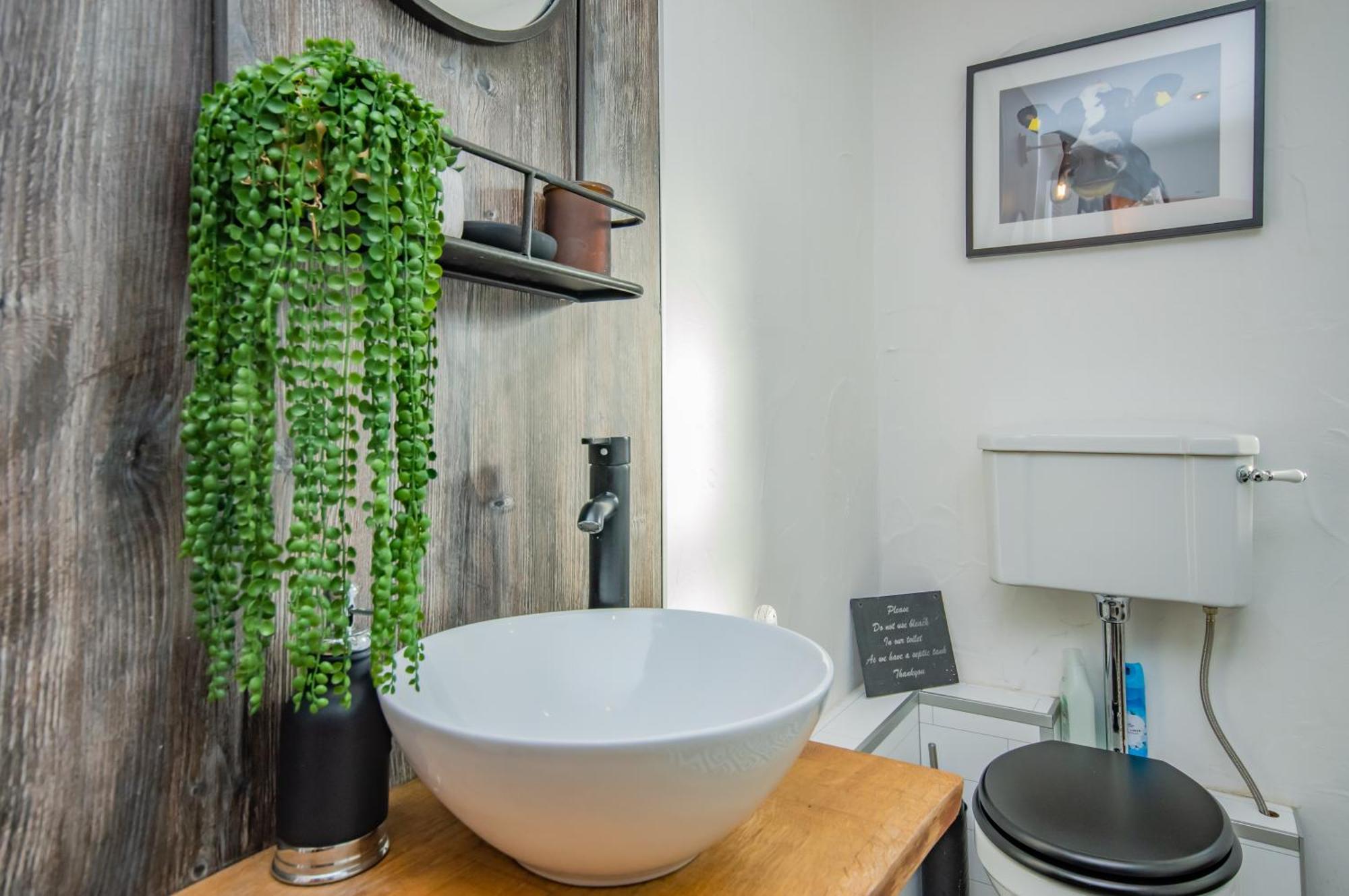 Cosy Farm Conversion In The Heart Of Pembrokeshire Maenclochog Exterior foto